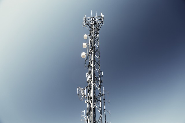 Vysílač mobilních služeb